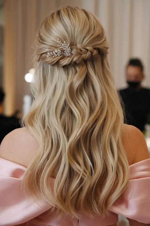 Look de boda fácil de cabello largo